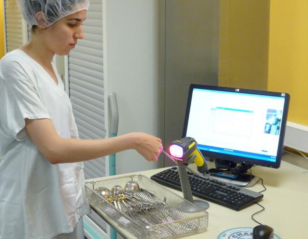 Unique Device Identification of surgical instruments by DataMatrix 2D barcodes